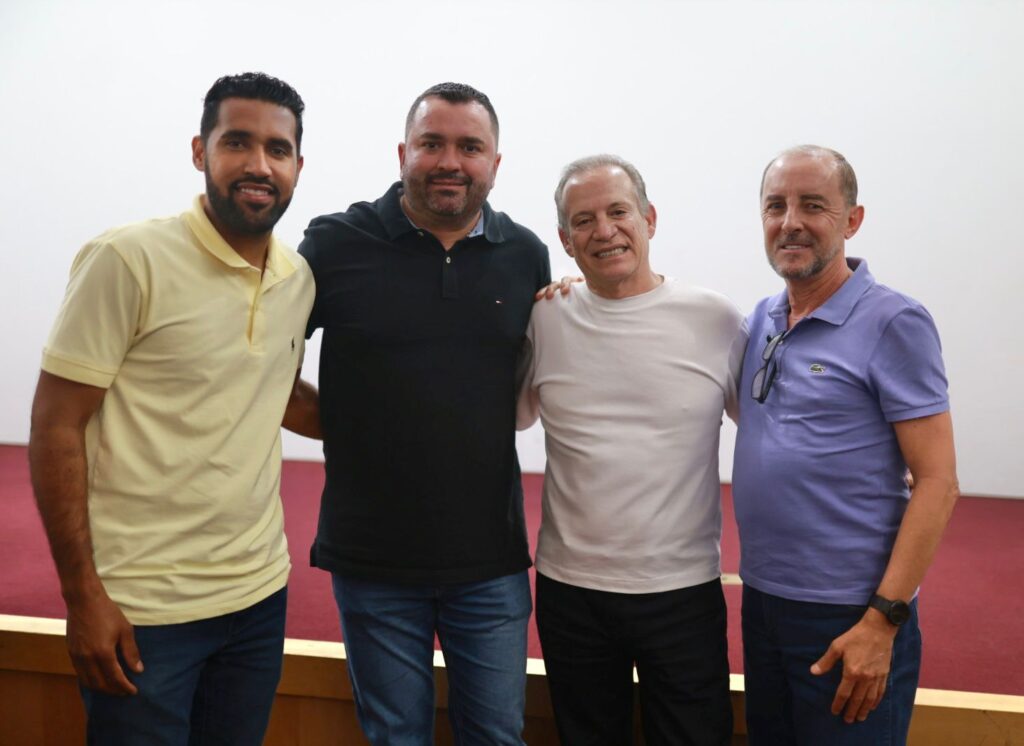Encontro Jorge Lima (Secretário Estadual de Desenvolvimento Econômico) com prefeitos da AMA Foto20 Paulinho Jorge Lima