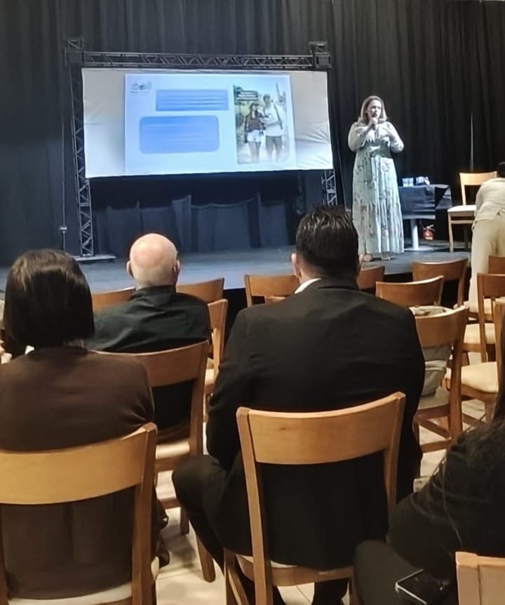 3ª EXPOSIÇÃO E 1º FÓRUM DE TURISMO – LAA TURISMO E HOSPITALIDADE Foto7 Franciele